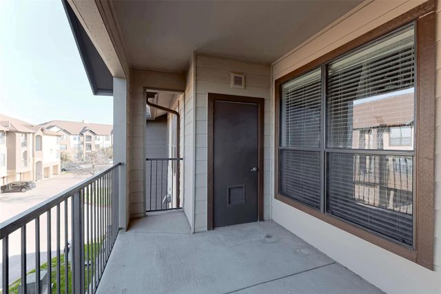 9900 McNeil DR 4-04202, Austin, TX 78750