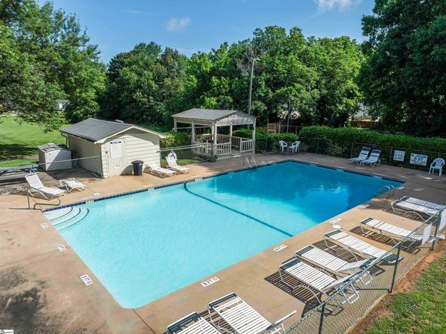 710 Hunts Bridge Road Unit 16, Greenville, SC 29617