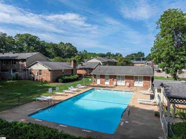 710 Hunts Bridge Road Unit 16, Greenville, SC 29617