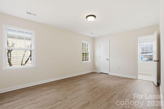 7224 Hackberry Lane, Charlotte, NC 28226