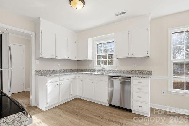 7224 Hackberry Lane, Charlotte, NC 28226