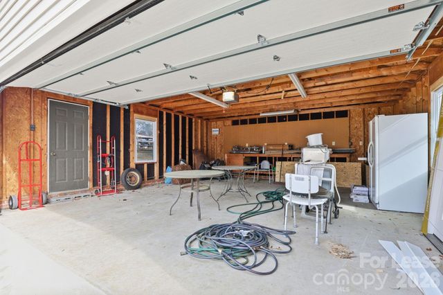 7224 Hackberry Lane, Charlotte, NC 28226