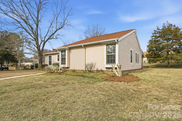 7224 Hackberry Lane, Charlotte, NC 28226