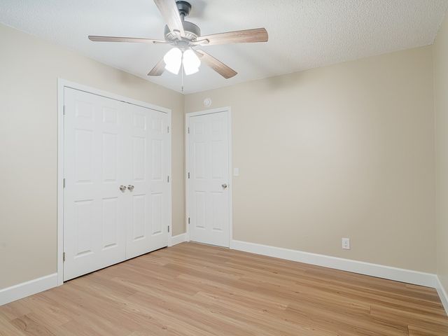 1319 W Forest Drive, Rogers, AR 72756