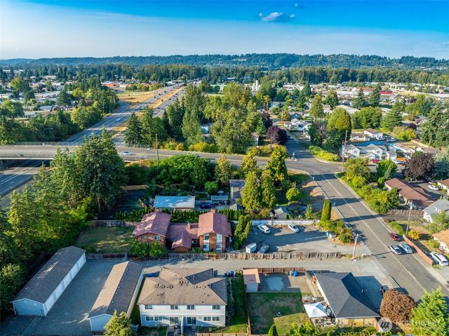 718 10th Street SE, Puyallup, WA 98372