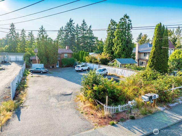 718 10th Street SE, Puyallup, WA 98372