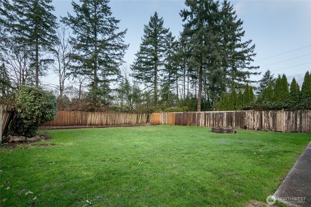718 10th Street SE, Puyallup, WA 98372