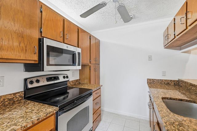 3349 Cocoplum Circle 33129, Coconut Creek, FL 33063