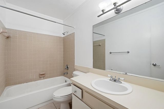 3349 Cocoplum Circle 33129, Coconut Creek, FL 33063