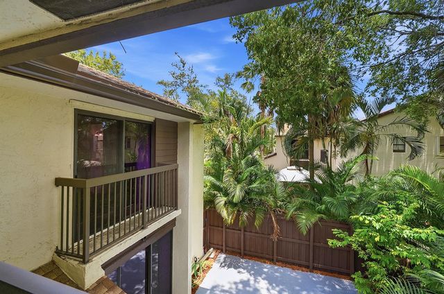 3349 Cocoplum Circle 33129, Coconut Creek, FL 33063