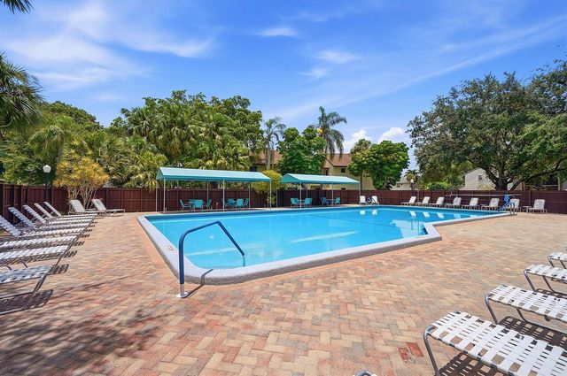 3349 Cocoplum Circle 33129, Coconut Creek, FL 33063