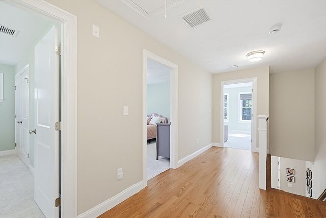 10 Homes Ave, Franklin, MA 02038