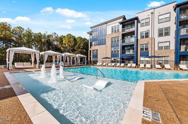 1950 Grisdale Lane C2b, Cary, NC 27513