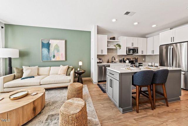 1950 Grisdale Lane C2b, Cary, NC 27513