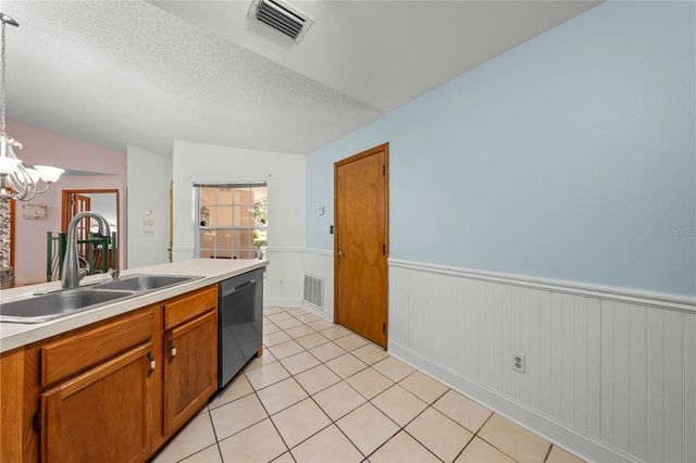 6369 BONNIE CT, St Cloud, FL 34771