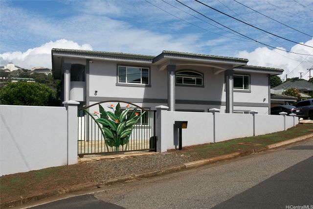 2004 Skyline Drive, Honolulu, HI 96817