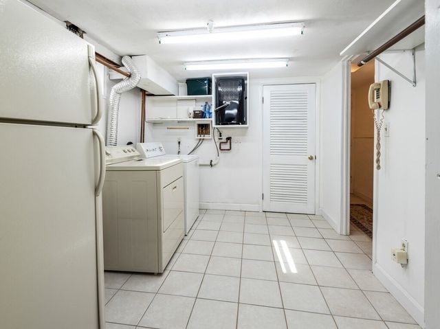 4 Athens St, Auburn, MA 01501