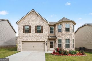 684 Lakehaven Lane, Loganville, GA 30052