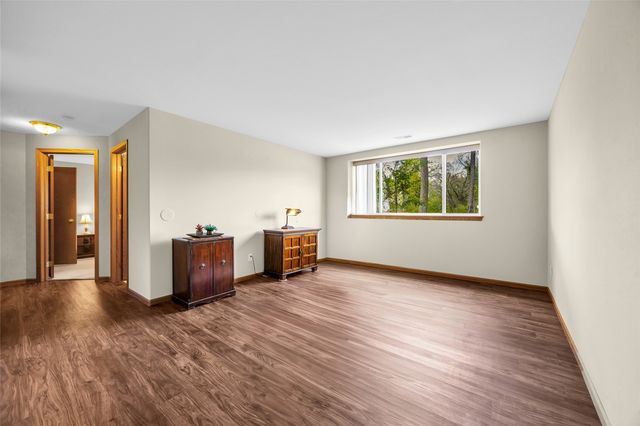 396 Teakwood Ln D, Cedar Rapids, IA 52402
