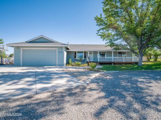 1658 Sunshine Road, Minden, NV 89423