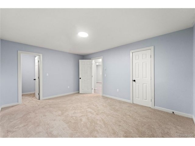 2244 Grant St, Longmont, CO 80501
