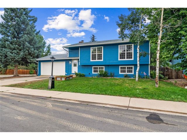 2244 Grant St, Longmont, CO 80501