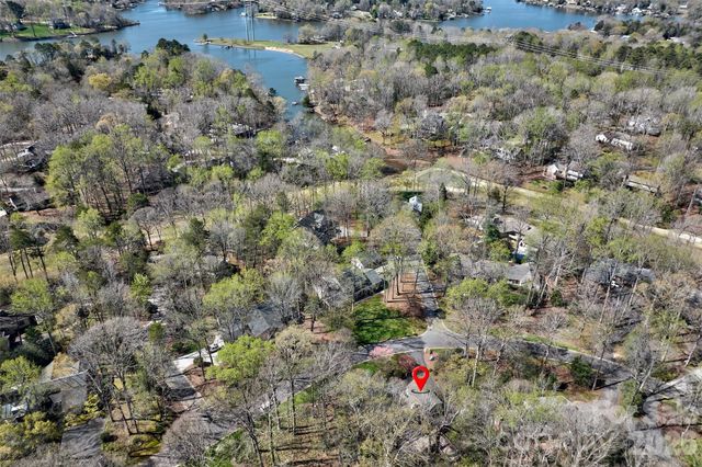 31 Fairway Ridge, Lake Wylie, SC 29710
