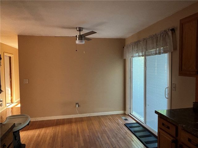 17 Warren Court, Cranston, RI 02920