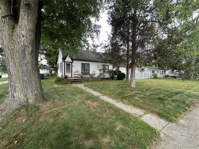 8309 Hugh Street, Westland, MI 48185