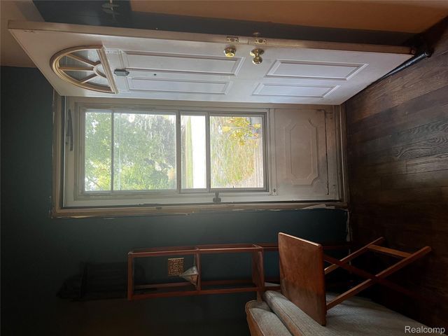 8309 Hugh Street, Westland, MI 48185