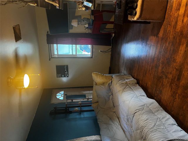 8309 Hugh Street, Westland, MI 48185