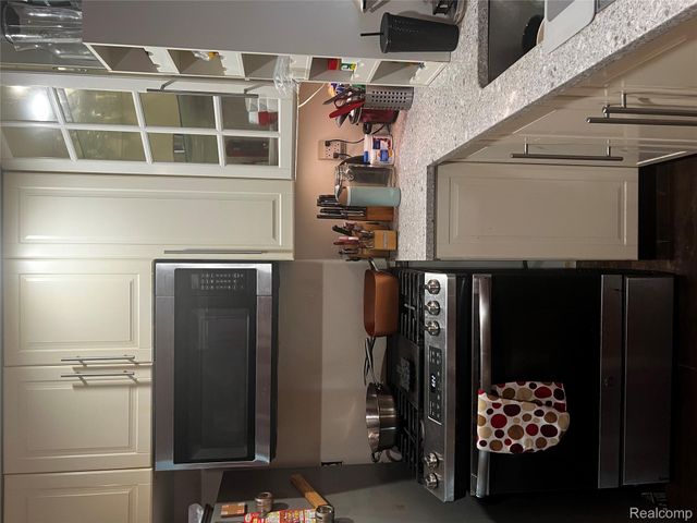 8309 Hugh Street, Westland, MI 48185