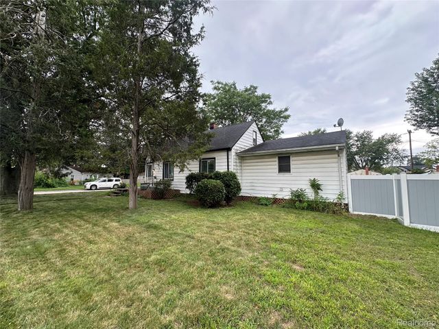 8309 Hugh Street, Westland, MI 48185