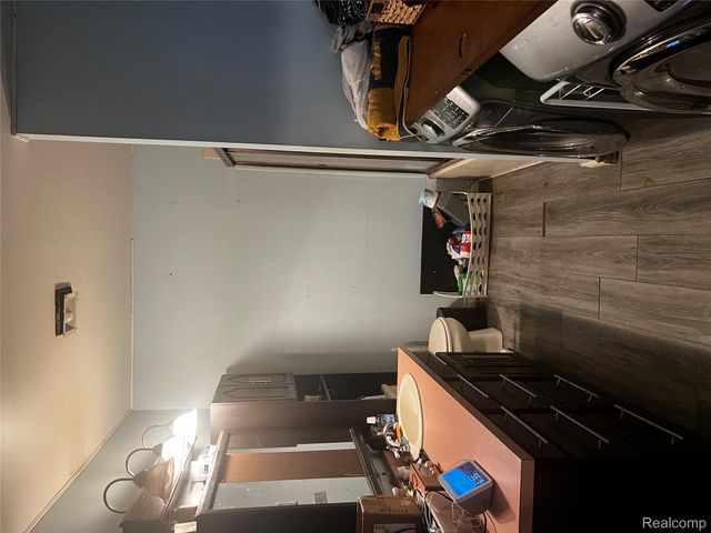 8309 Hugh Street, Westland, MI 48185