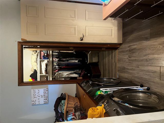 8309 Hugh Street, Westland, MI 48185