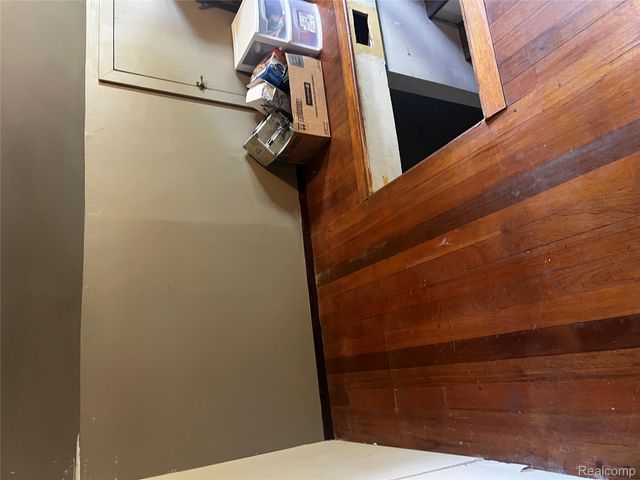 8309 Hugh Street, Westland, MI 48185