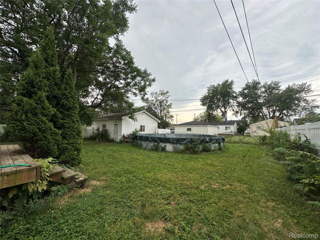 8309 Hugh Street, Westland, MI 48185