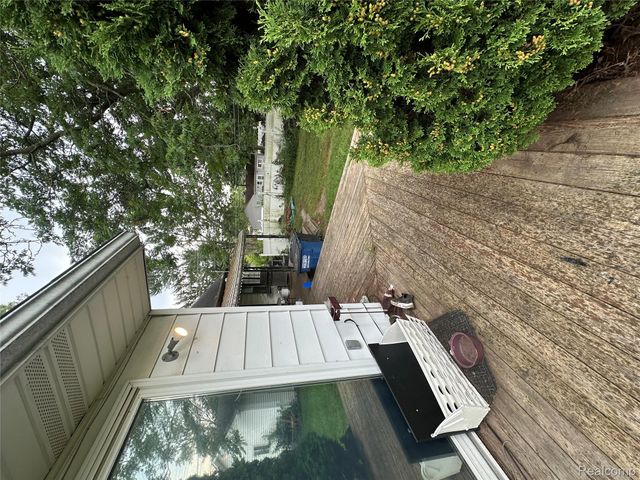 8309 Hugh Street, Westland, MI 48185