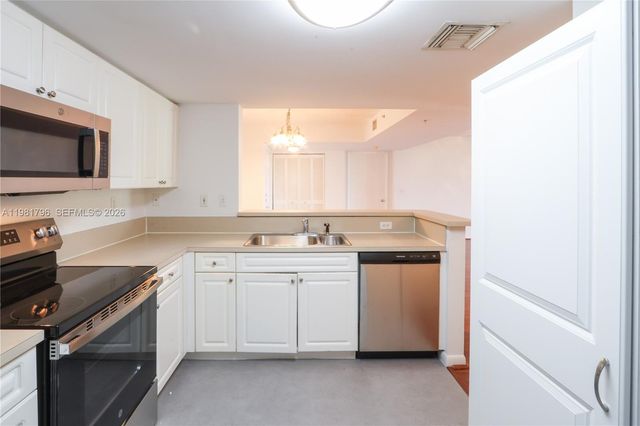 520 SE 5th Ave 1208, Fort Lauderdale, FL 33301