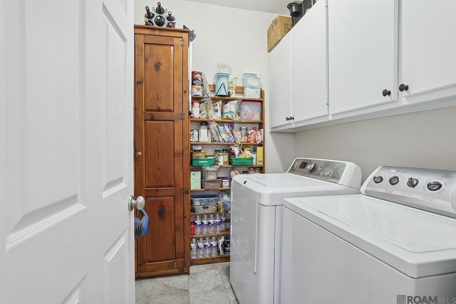 11167 N Wakefield Dr, St Francisville, LA 70775