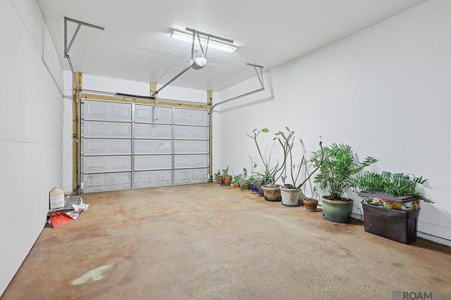 11167 N Wakefield Dr, St Francisville, LA 70775