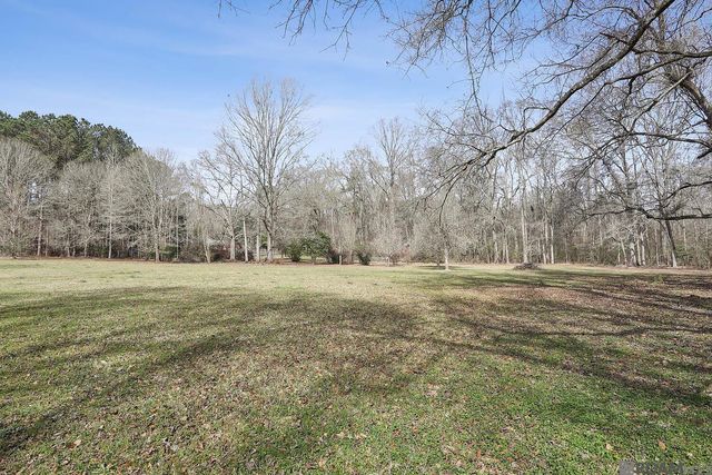 11167 N Wakefield Dr, St Francisville, LA 70775