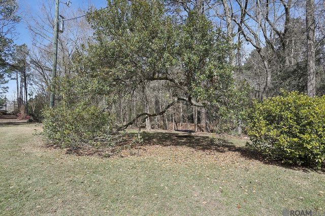 11167 N Wakefield Dr, St Francisville, LA 70775