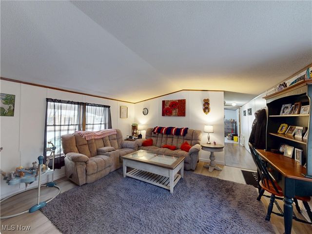 3651 Austin Road N12, Geneva, OH 44041