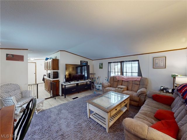 3651 Austin Road N12, Geneva, OH 44041