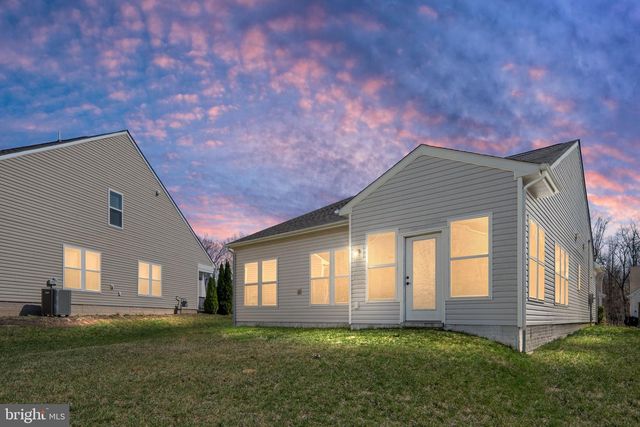 196 DENISON ST, Fredericksburg, VA 22406