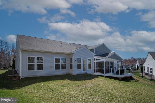 196 DENISON ST, Fredericksburg, VA 22406