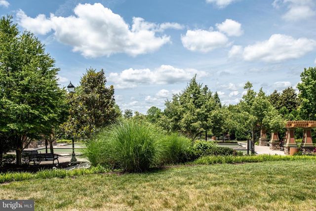 196 DENISON ST, Fredericksburg, VA 22406