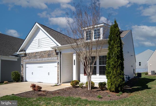 196 DENISON ST, Fredericksburg, VA 22406