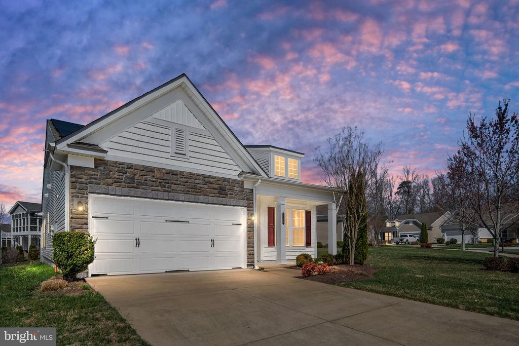 196 DENISON ST, Fredericksburg, VA 22406